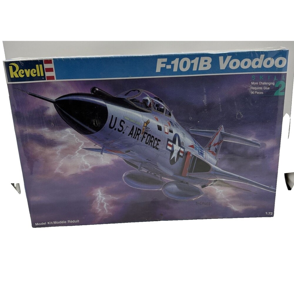 NEW Vintage McDonnell F-101B Voodoo Vintage by Revell in 1/72 scale from 1992